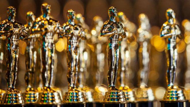 Com os cinemas fechados, os sucessos de bilheteria adiados e as produções interrompidas, é provável que o prêmio Oscar do próximo ano seja adiado.
