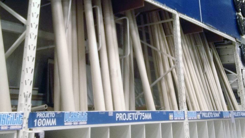 A Leroy Merlin possui o maior rol de produtos da Plastilit a venda