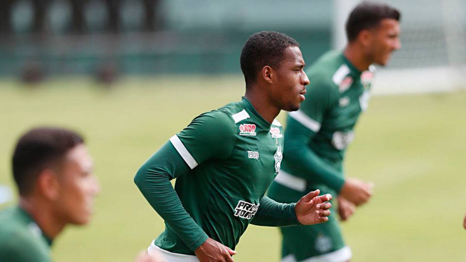 Jogadores elogiam preparação online do Coritiba e destacam evolução em duas semanas Treino no campo ainda vai demorar para virar realidade no futebol brasileiro.