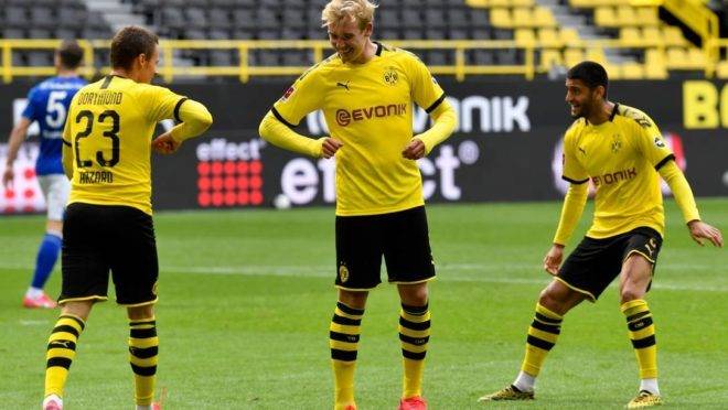 Borussia goleou no seu retorno ao campeonato alemão.