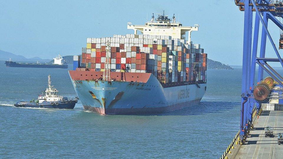 Comércio internacional, que impulsiona a globalização, foi um dos setores mais afetados pela pandemia.