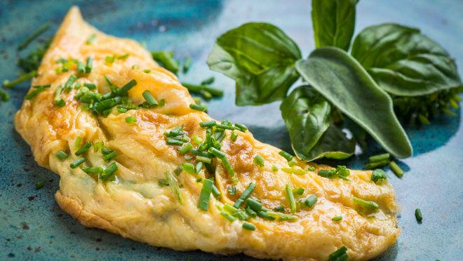 Omelete francesa.