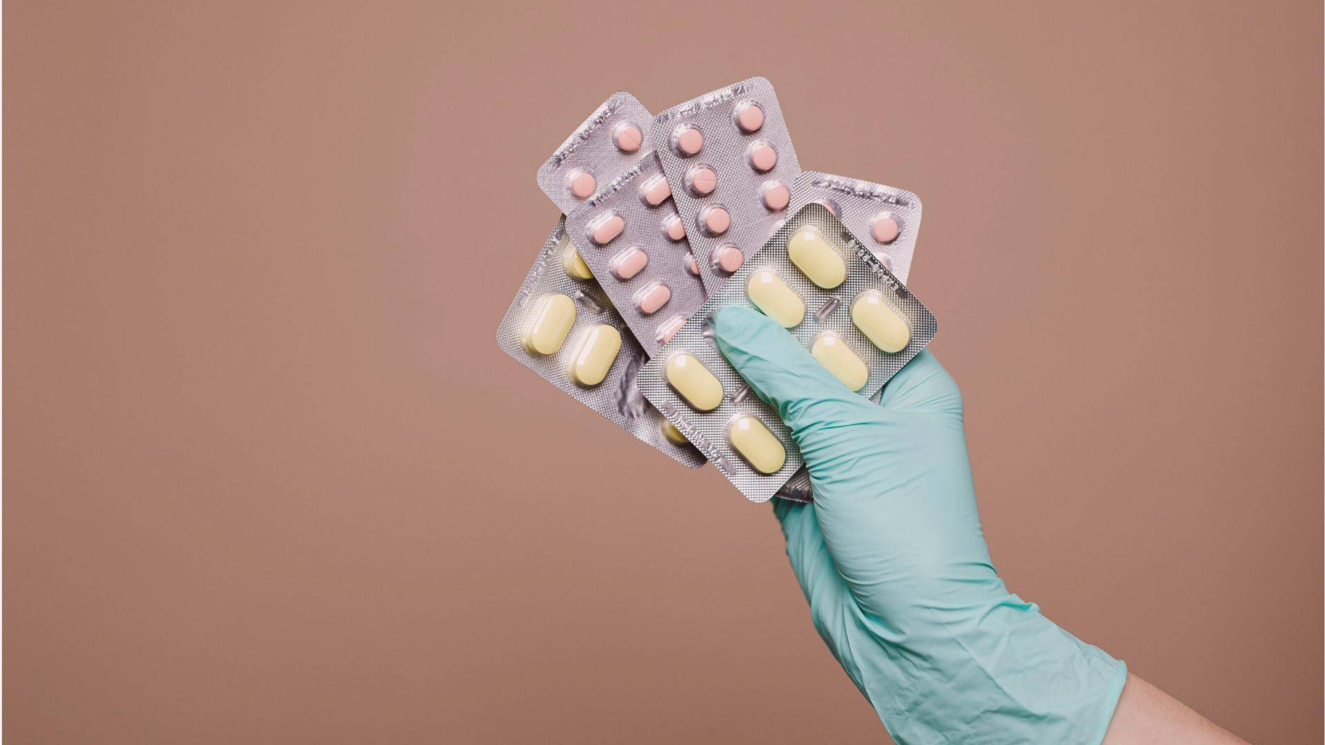 Escolha de medicamentos ou novos tratamentos, especialmente entre doenças novas, depende dos protocolos e consensos dos médicos