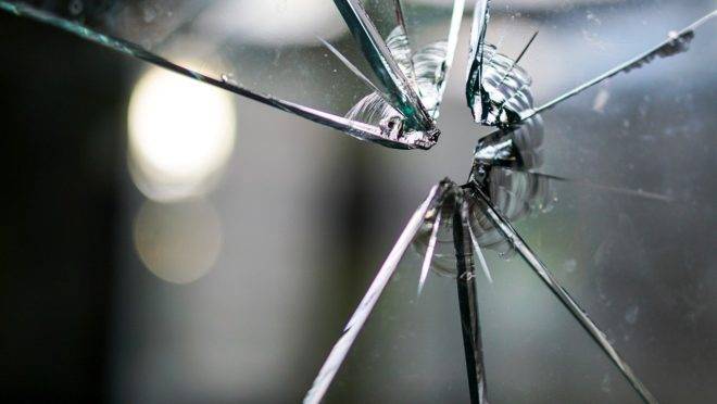 Roubo e vandalismo tem causado prejuízo a donos de bares e restaurantes (imagem ilustrativa).