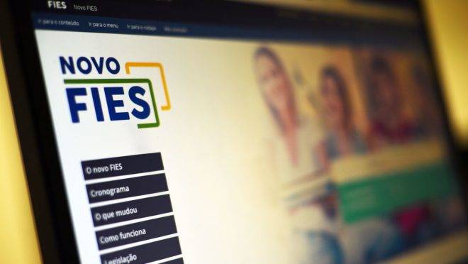 Pagamento das parcelas do Fies pode ser suspenso até o fim da calamidade pública