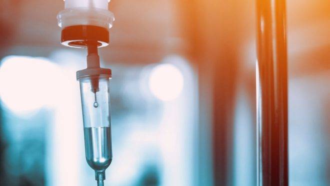 Quimioterapia é indicada a alguns, mas não todos os casos.