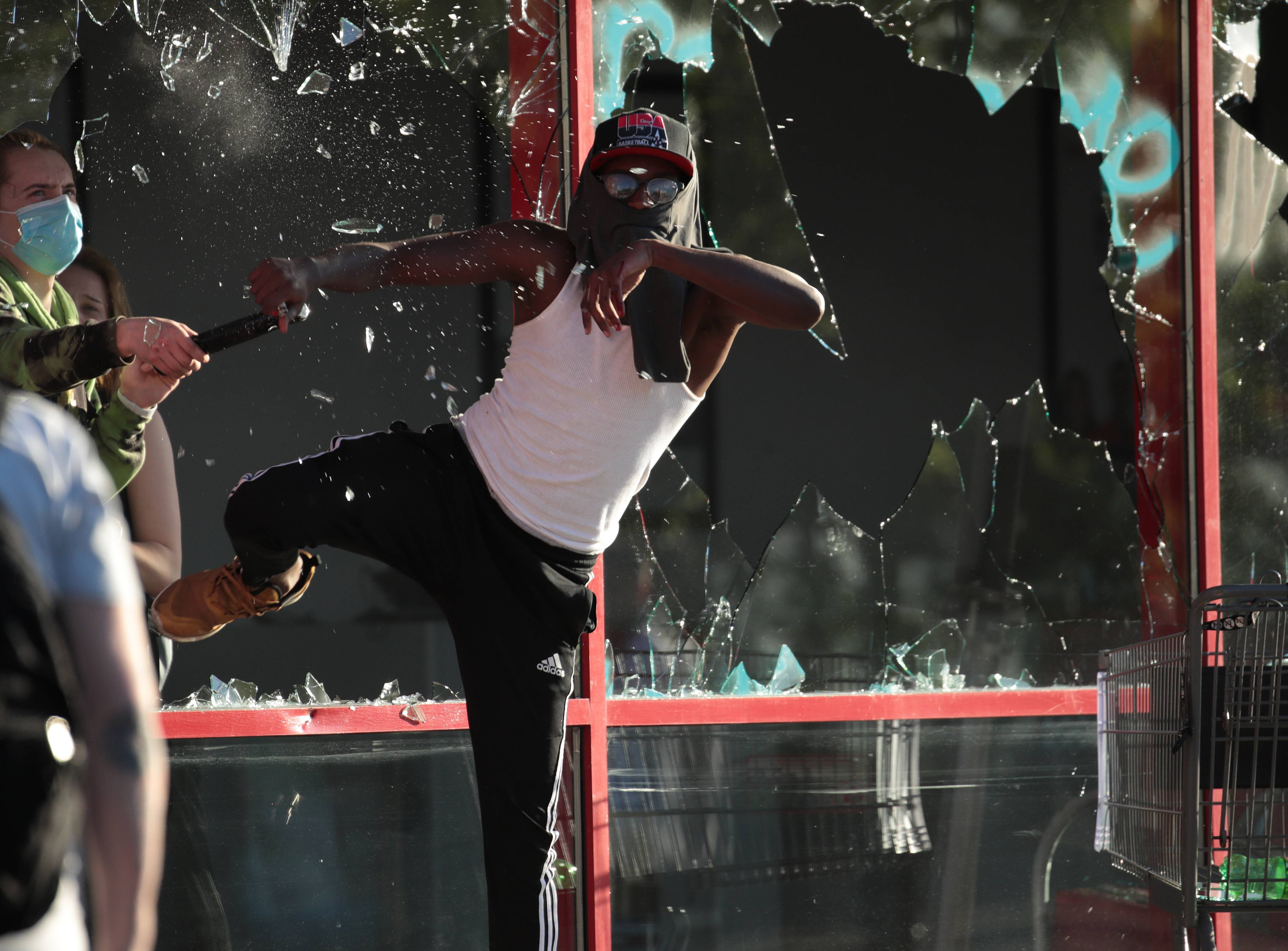 protesto minneapolis