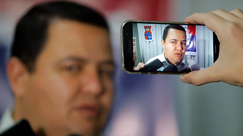 Presidente do Paraná cita pandemia e admite que parceria com russos está distante Presidente Leonardo Oliveira admitiu que parceria com russos está distante
