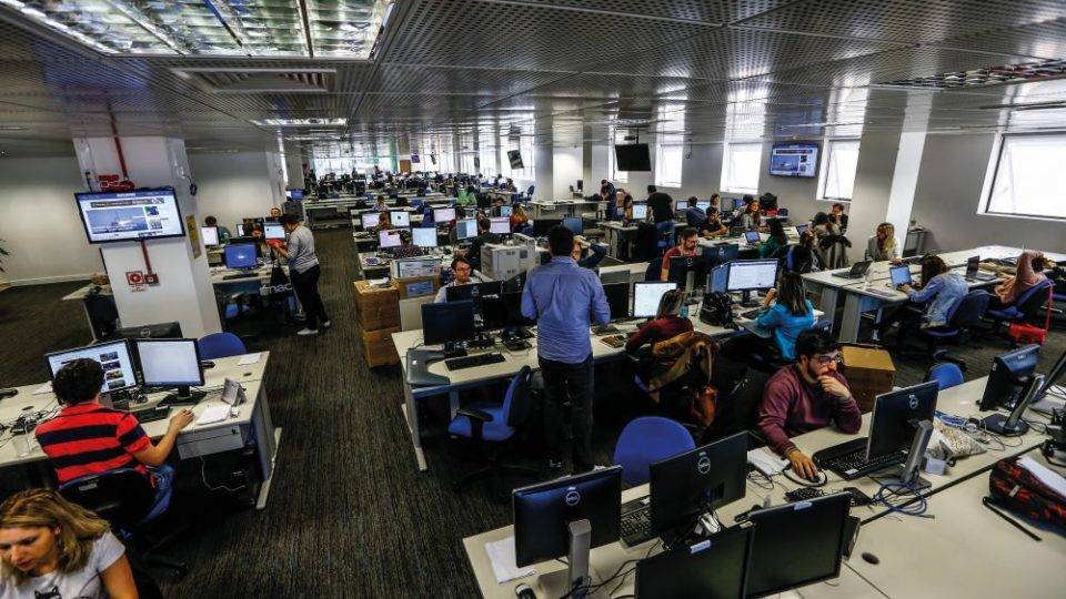 Sem critérios claros, relatório de CPMI classifica Gazeta do Povo como “fake news” Redação do jornal Gazeta do Povo, fundado em 1919