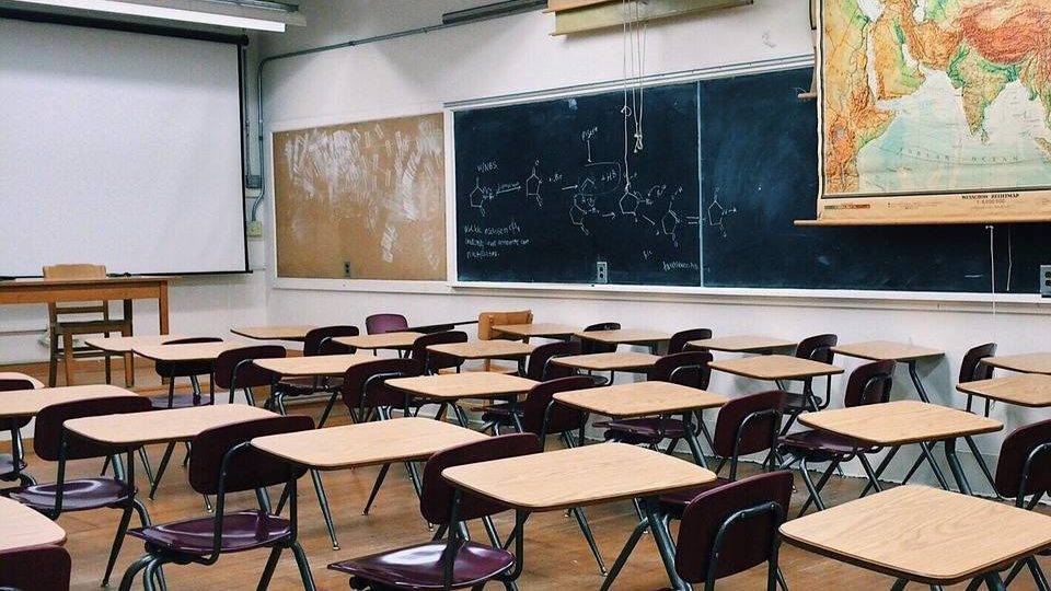 Nova política para alunos com deficiência: escolha por escola regular ou especial será da família Nova política para alunos com deficiência foi anunciada nesta quarta
