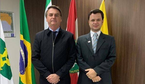Bolsonaro se reúne com secretário do DF cotado para Segurança