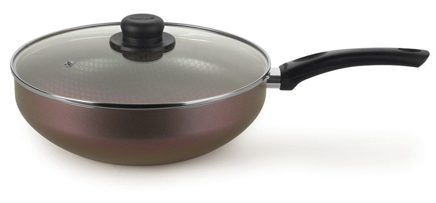 Frigideira wok furta-cor com tampa, da linha Aura da Multiflon. Possui seis camadas do antiaderente ecológico Ultra 6. Preço sob consulta, na Multiflon. Frigideira wok furta-cor com tampa, da linha Aura da Multiflon. Possui seis camadas do antiaderente ecológico Ultra 6. Preço sob consulta, na Multiflon.