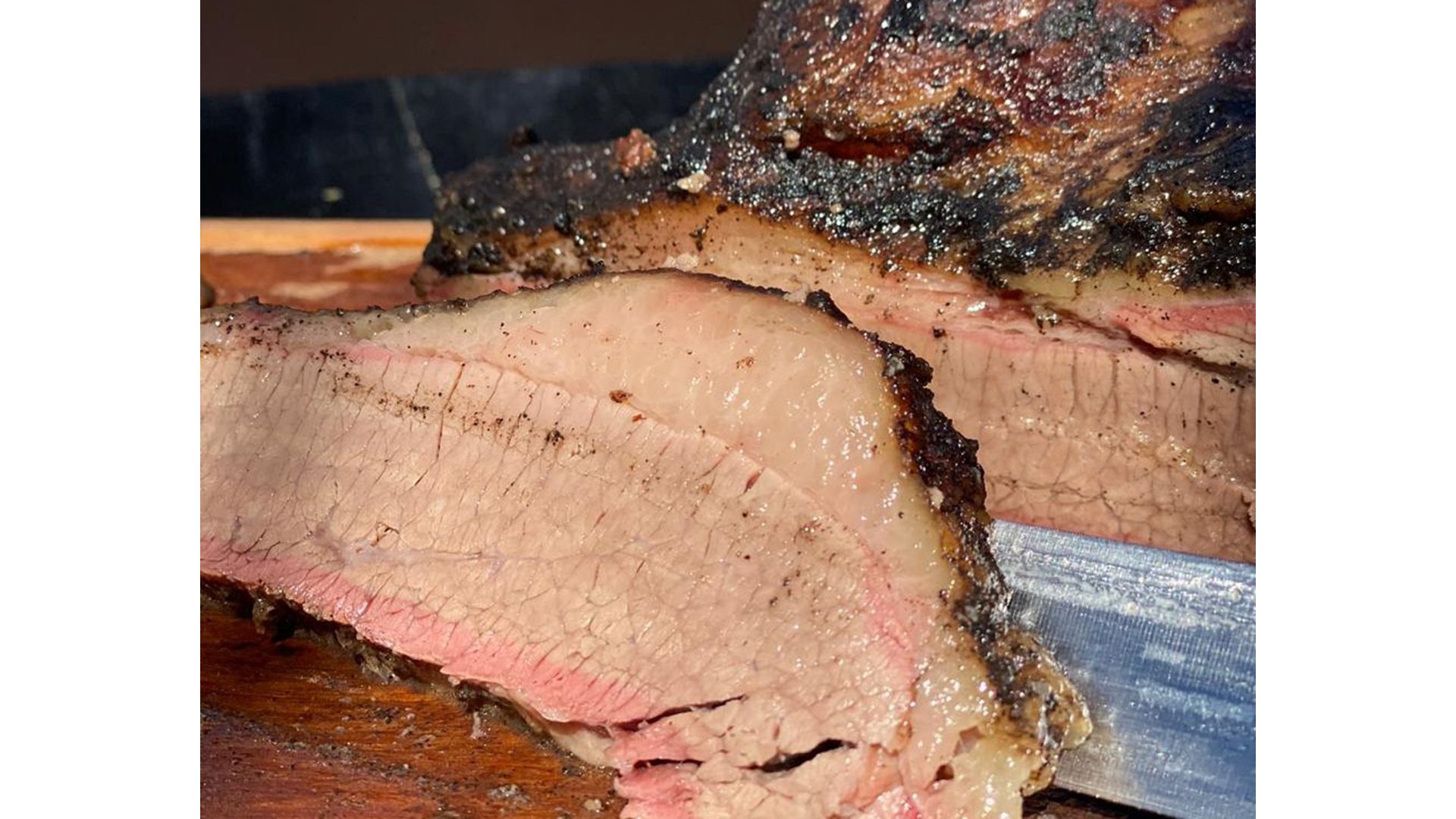 CWB Barbecue Smokehouse é especializado em churrasco texano