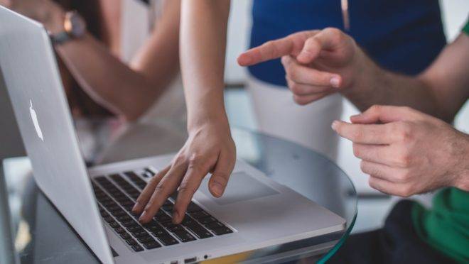 55% das micro e pequenas empresas paranaenses não tomaram medidas para aumentar o faturamento