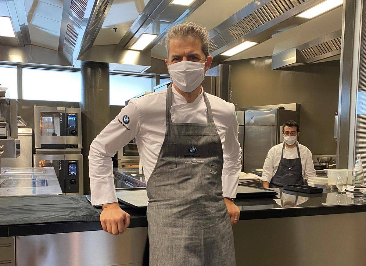 Chef Andrea Berton adaptou seu restaurante homônimo para reabertura pós-crise.