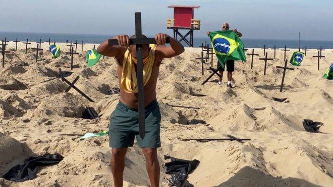 Marco Antônio lamenta a morte de seu filho, Hugo, no RJ (Foto Reprodução)