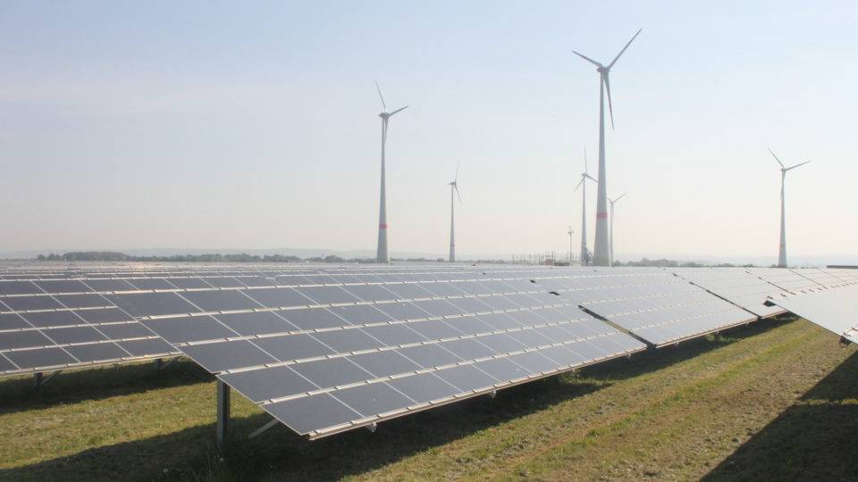 Metade dos brasileiros vai comprar energia “de quem quiser” em dez anos, prevê presidente da Eletrobras mercado de livre energia