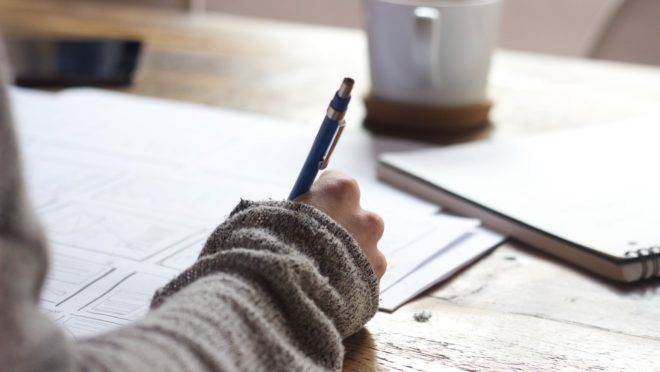 A agenda conta também com cursos gratuitos para capacitação profissional e Pitch Live.