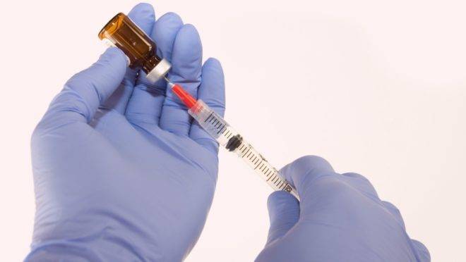 O medicamento corticoesteroide mostrou benefícios na redução da mortalidade pela Covid-19 entre alguns pacientes internados