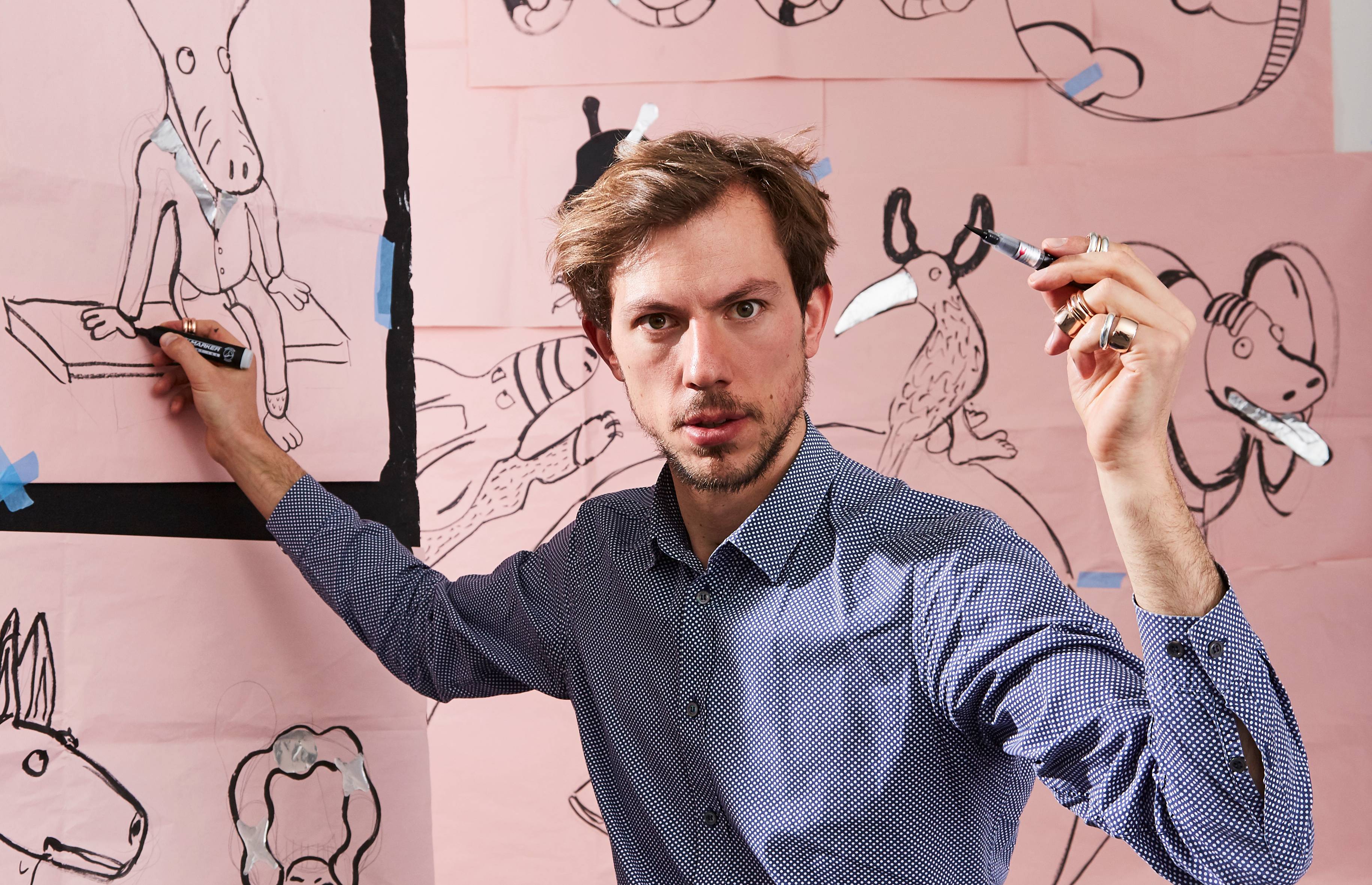 Designer Matteo Cibic, defende repensar a cultura do fast e investir nos produtos de qualidade. Designer Matteo Cibic, defende repensar a cultura do fast e investir nos produtos de qualidade.