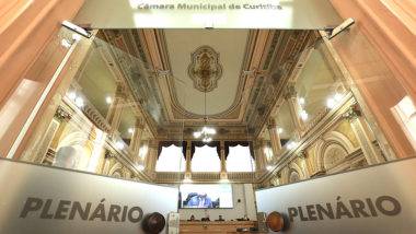 Vereadores analisam “com urgência” aumento da contribuição previdenciária dos servidores Câmara Municipal de Curitiba.
