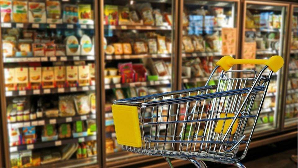 Marcas vão ao varejo para ganhar mercado e compensar perdas provocadas pela pandemia Varejo