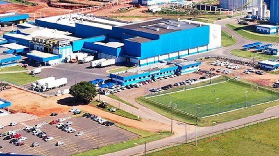 Covid-19: Justiça do Trabalho suspende atividades de frigorífico por 14 dias Covid-19: Justiça do Trabalho suspende atividades de frigorífico por 14 dias