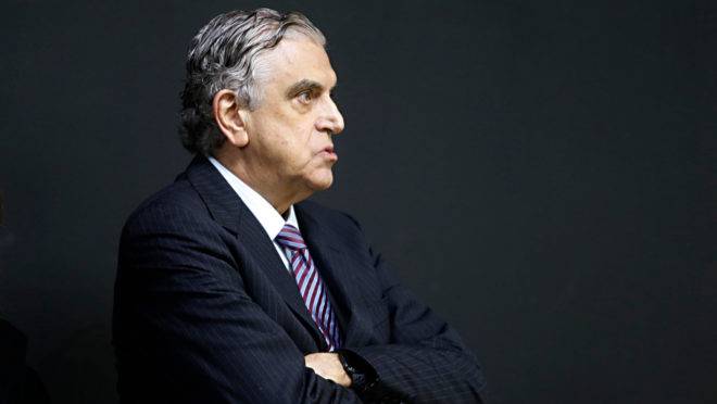 Liderado pelo presidente Mario Celso Petraglia, Athletico não aceitou mudança na premiação do Brasileirão