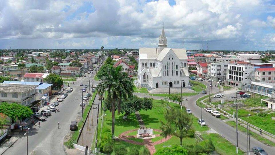 Georgetown, capital da Guiana.