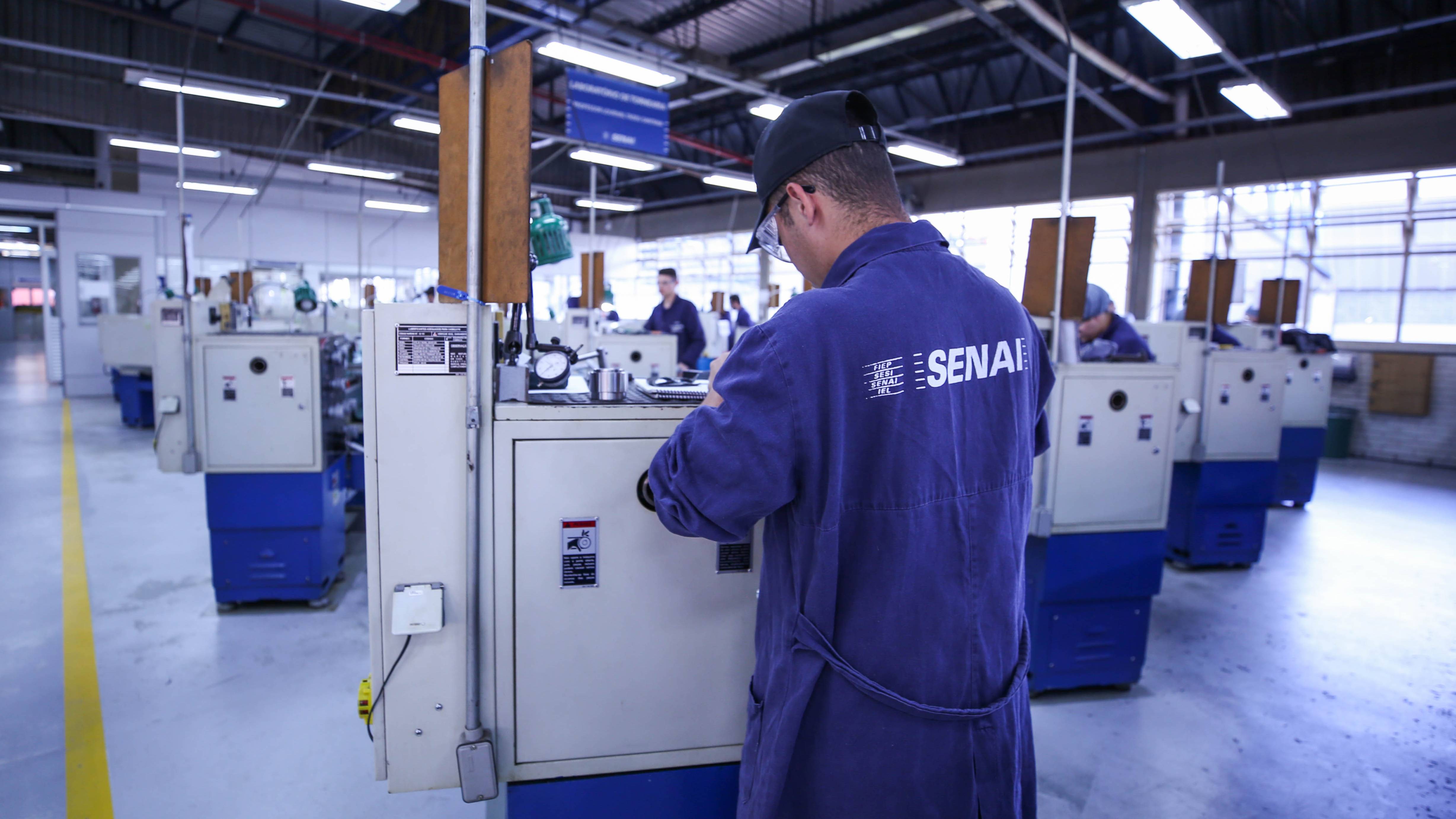 Na retomada, mercado precisará de profissionais atualizados: Senai tem vagas abertas para cursos no 2° semestre