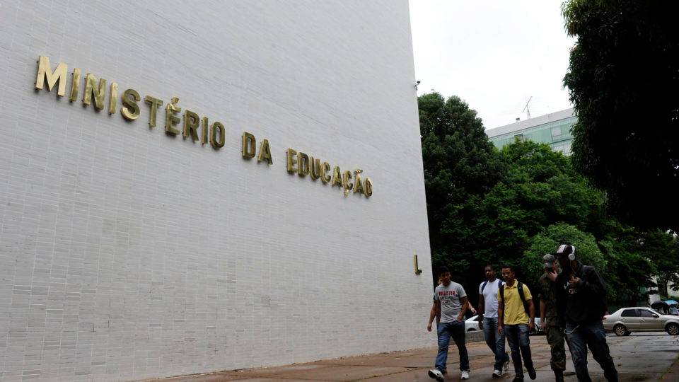 O que fazer com o MEC Fachada do Ministério da Educação