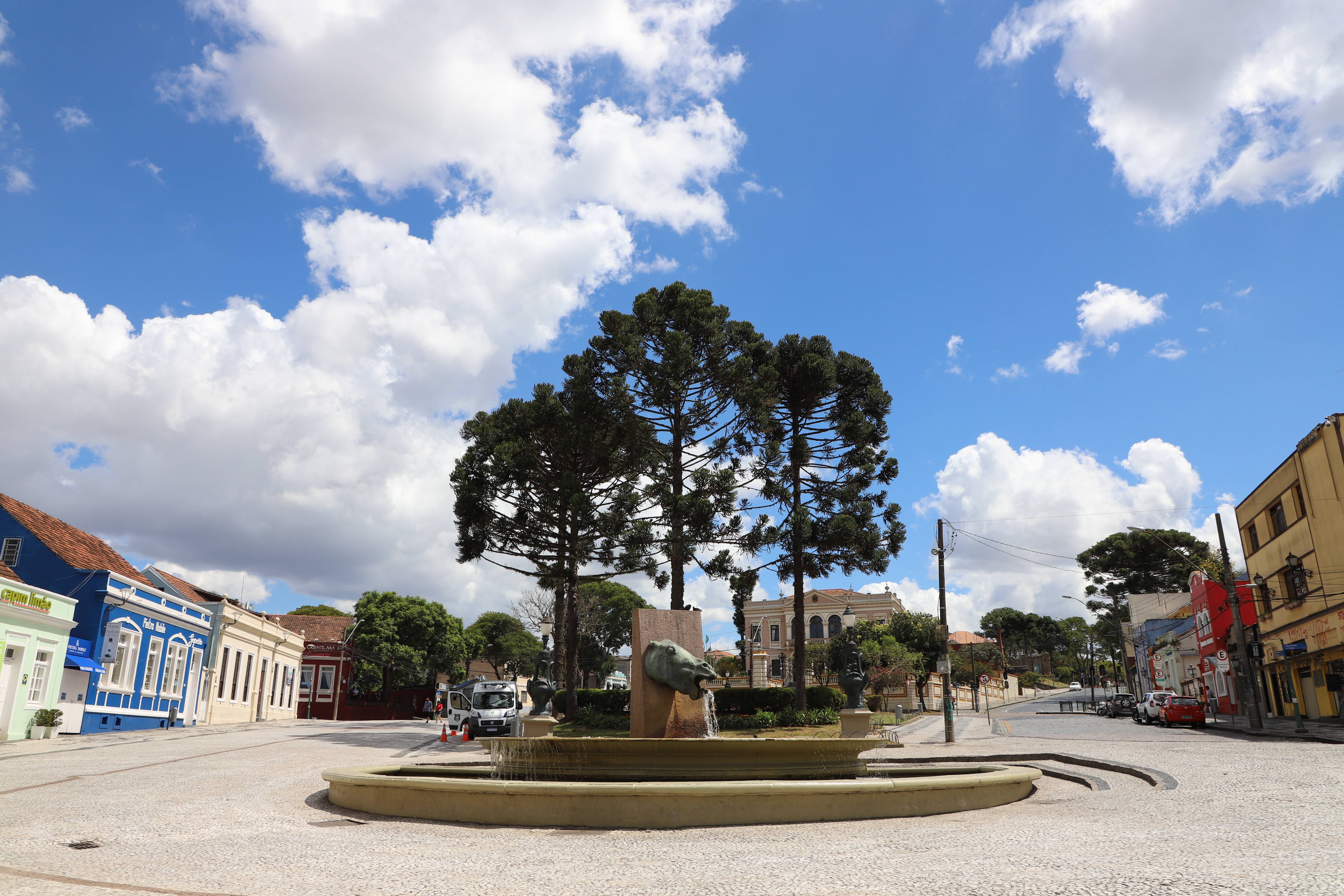 Largo da Ordem, Curitiba