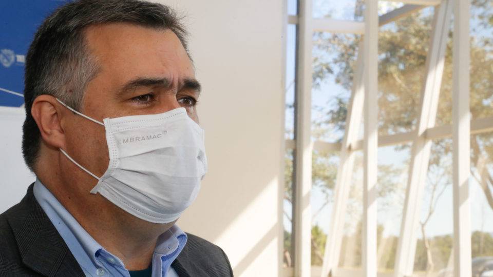 Paraná tem estoque de medicamentos para “três ou quatro dias”, diz secretário da saúde Beto Preto