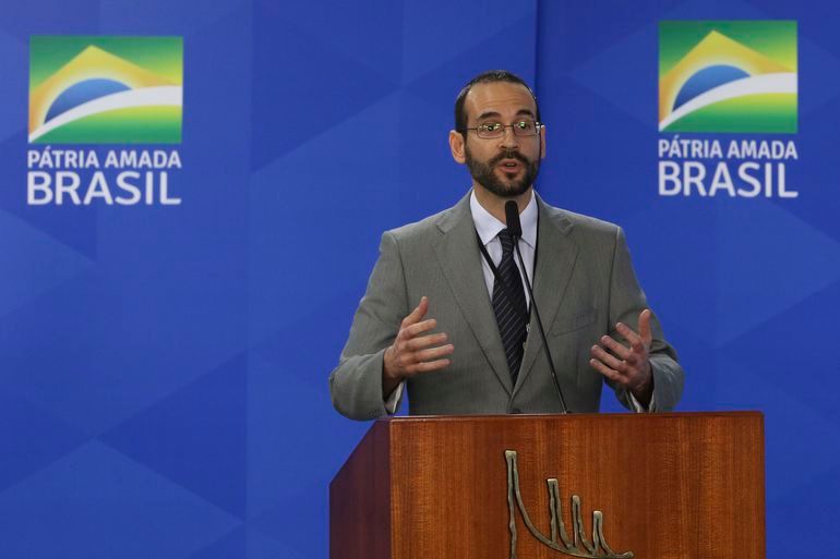 Irmão de Weintraub será indicado pelo Planalto para cargo na OEA, diz canal de TV Assessor-Chefe Adjunto da Assessoria Especial do Presidente da República, Arthur Weintraub