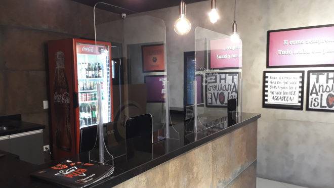 Protetor de Checkout em Acrílico