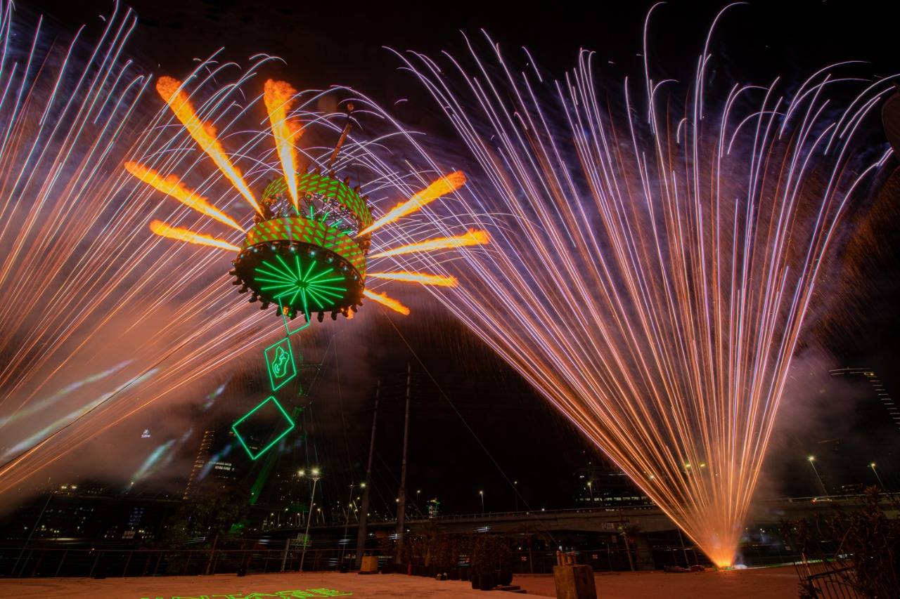 Artista leva a música para um dos cartões postais da cidade com set de duas horas; Experiência inédita vai ao ar nesta terça-feira