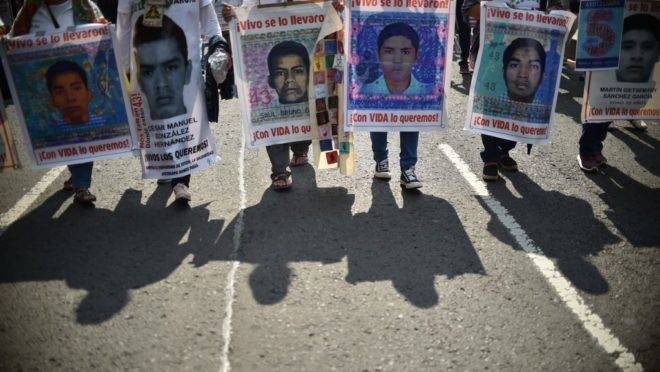 Em setembro de 2019, manifestações no México lembraram os cinco anos do Massacre de Iguala (Rodrigo Arangua/AFP)