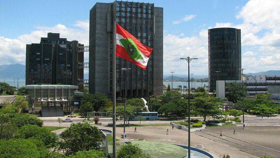 Efeito Covid-19: TJ-SC suspende concurso para cartórios O concurso oferece 220 vagas para delegação de serviços notariais em Santa Catarina