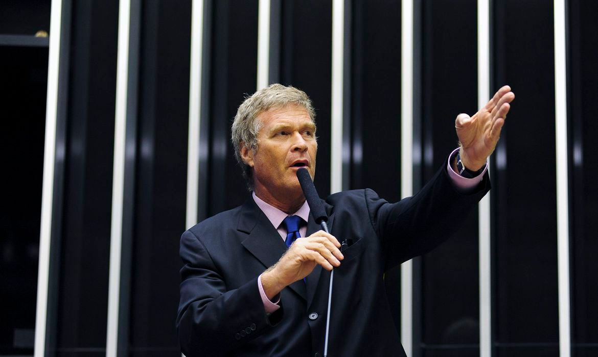 Morre no RJ ex-deputado Alfredo Sirkis