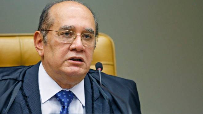 Ministro Gilmar Mendes, do STF, é alvo de representação na PGR por fala que associa o Exército a genocídio.