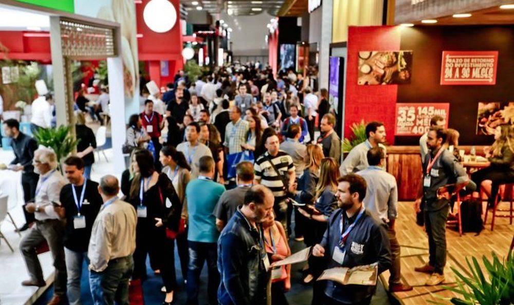 Na edição de 2019, a feira teve mais de 60 mil pessoas conhecendo as cerca de 400 marcas expositoras.