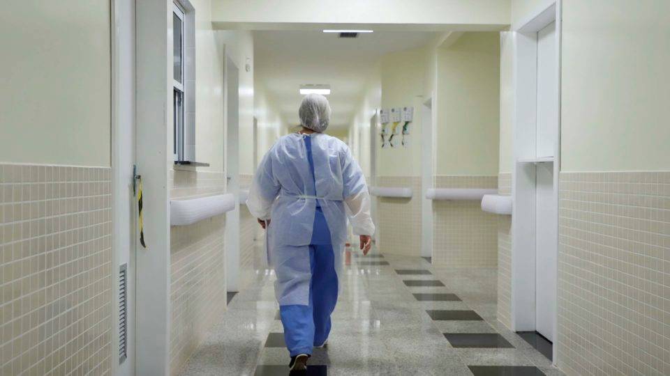 Paraná já perdeu 22 profissionais da saúde para o coronavírus Paraná já teve vários profissionais da saúde infectados pelo coronavírus.