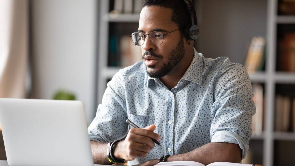 9 plataformas de cursos online para melhorar o currículo durante a pandemia 9 plataformas de cursos online para melhorar o currículo durante a pandemia