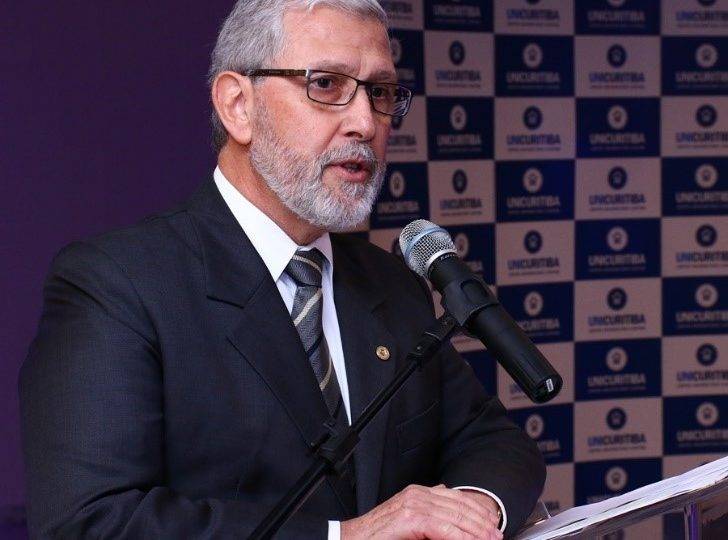 Reitor do UNICURITIBA, Arnaldo Rebello: “Para novos tempos, precisamos de novas propostas de formação superior”.