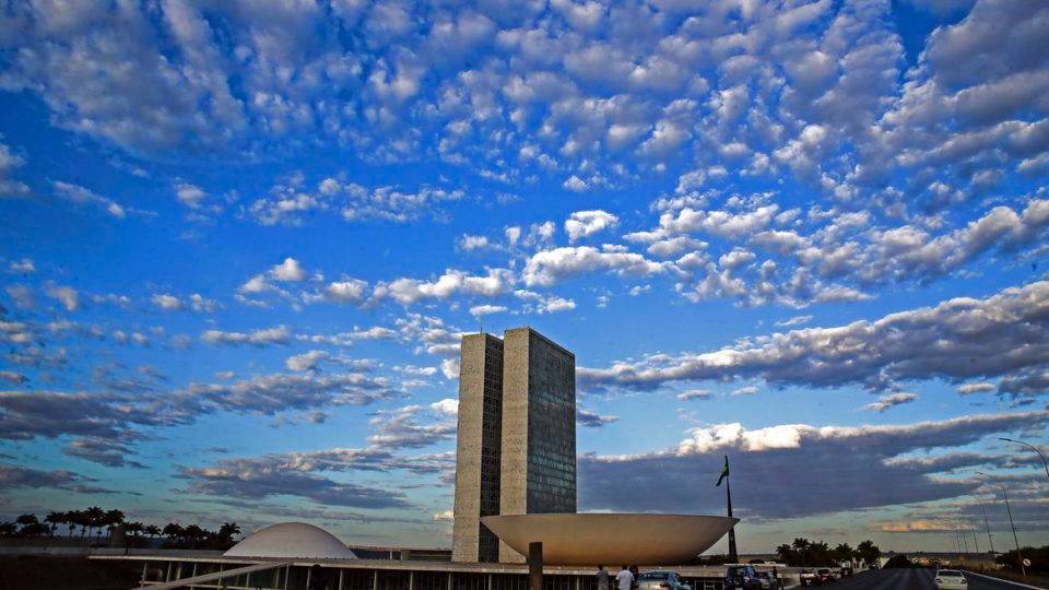 O bom momento político para aprovação do ensino domiciliar Congresso