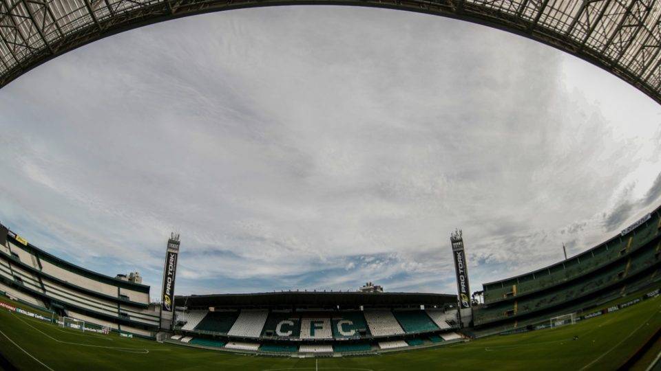 TV, sócios, patrocínios, atletas; como o Coritiba fechou com déficit de R$ 50 milhões TV, sócios, patrocínios, atletas; como o Coritiba fechou com déficit de R$ 50 milhões