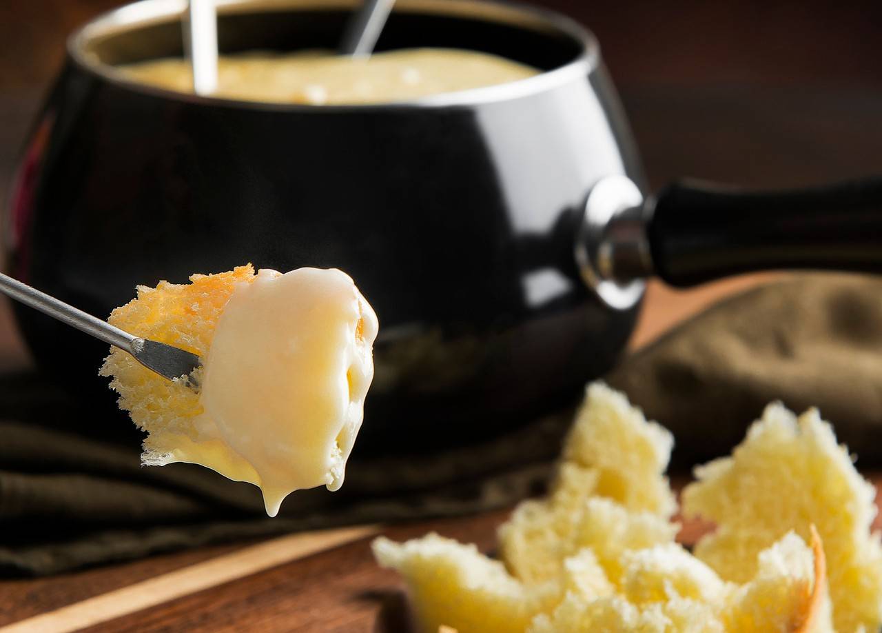 Fondue de queijos brasileiros. Foto: Letícia Akemi Fondue de queijos brasileiros. Foto: Letícia Akemi