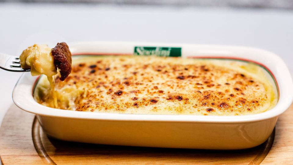Escondidinho à Spedini leva cubos de carne à milanesa cobertos com molho sugo, purê de batatas e é finalizado com mozzarella gratinada.