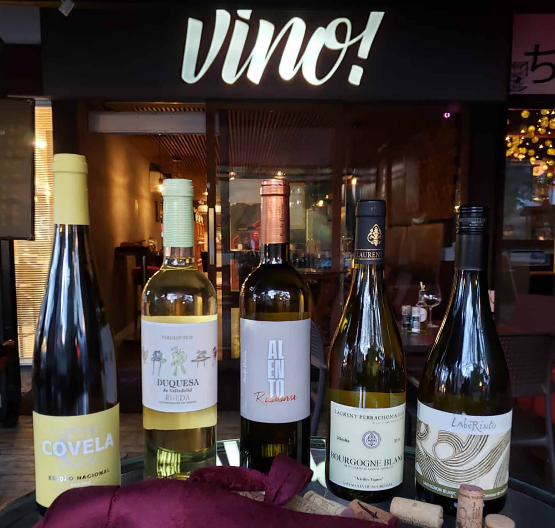 Seleção de brancos do kit de dia dos pais do Vino!. Foto: Divulgação Seleção de brancos do kit de dia dos pais do Vino!. Foto: Divulgação