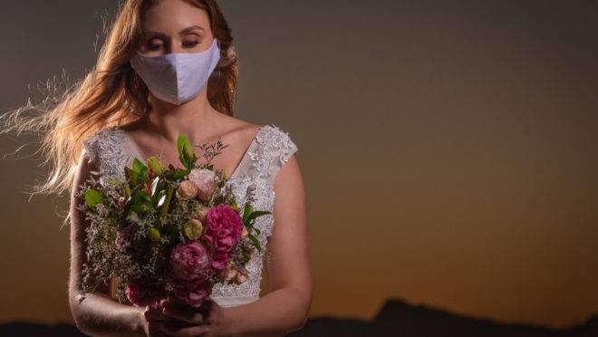 Juliana Marfut se casaria com o dentista Lucas Leme em junho deste ano, mas precisou adiar a festa para outubro: “foi frustrante”